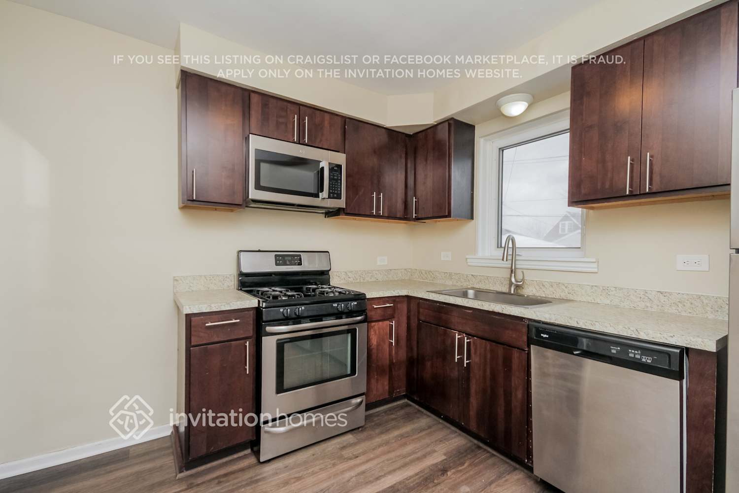 Building Photo - 6209 S Meade Ave