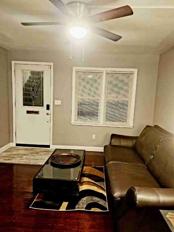 Building Photo - 1086 Tunbridge Rd