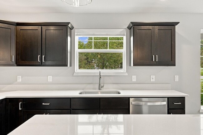 Building Photo - 6158 Driscoll Dr