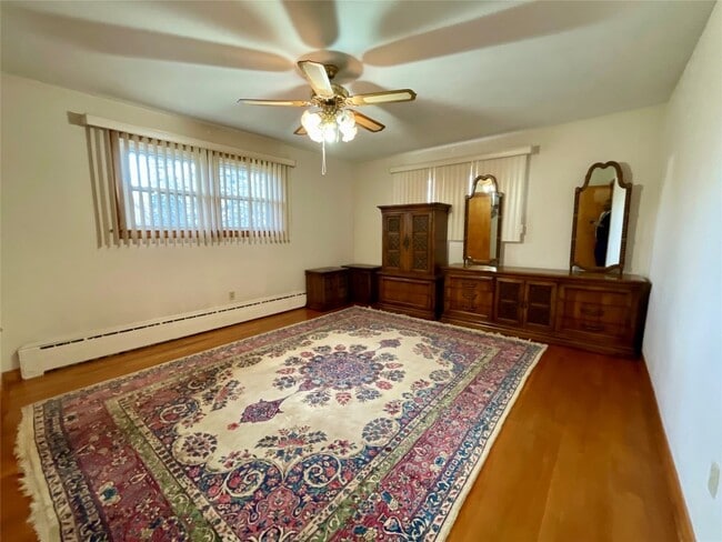 Building Photo - 92 Vestal Ave