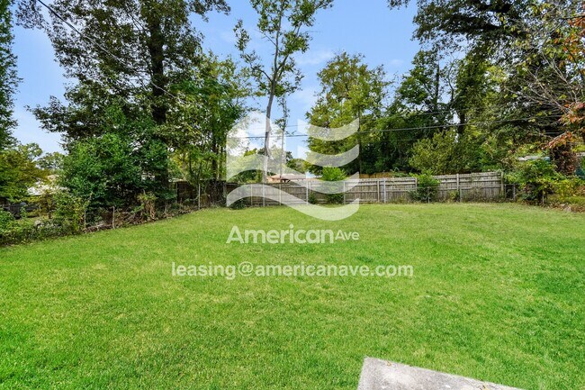 Building Photo - 4808 Court I