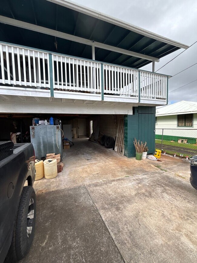 Building Photo - OAHU9366 - Keep all tenants MTM - Owner ma...
