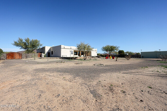 Building Photo - 15225 W Frontier Dr