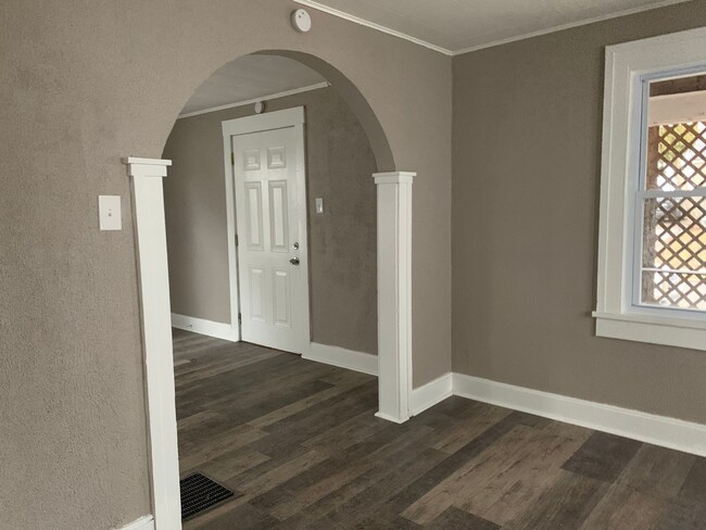 Building Photo - Coming soon!