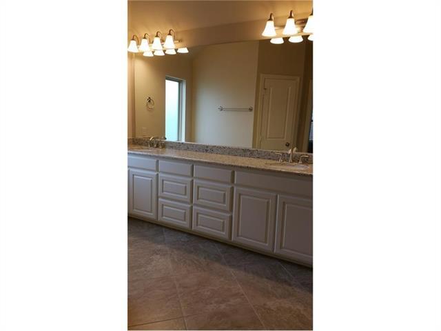 Building Photo - 466 Loma Alta Dr