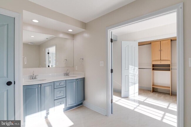 Building Photo - 5717 Station Rd