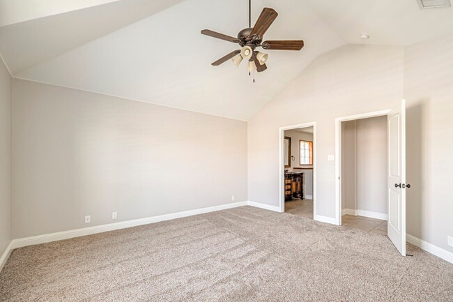 Building Photo - 2903 Savoy Pl