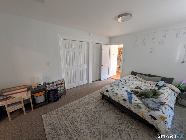 Building Photo - 204 Ross Rd