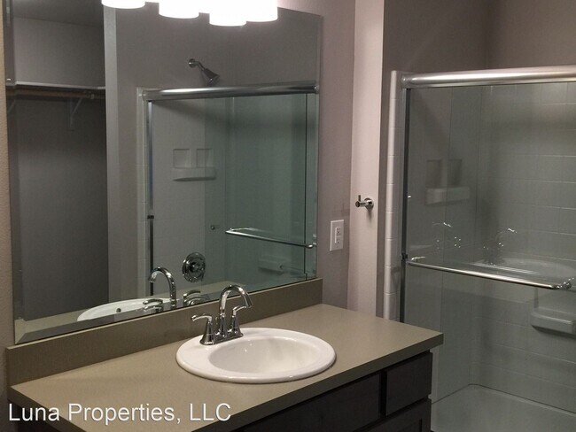 Building Photo - 2210 Remington Way