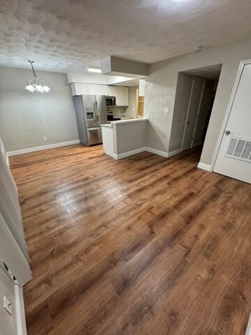 Building Photo - 1305 White Birch Ln