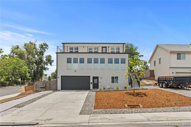 Building Photo - 1400 W Alaska Pl