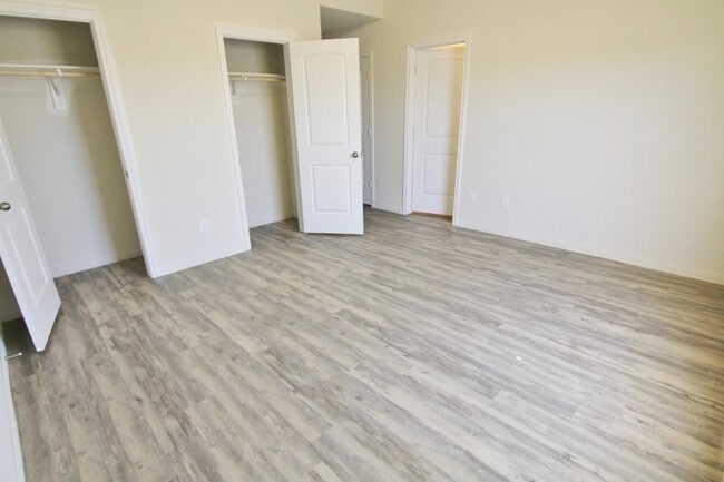 Building Photo - 3839 Cary Creek Dr