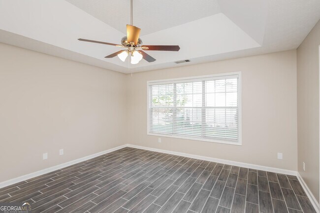 Building Photo - 525 Flintlock Dr
