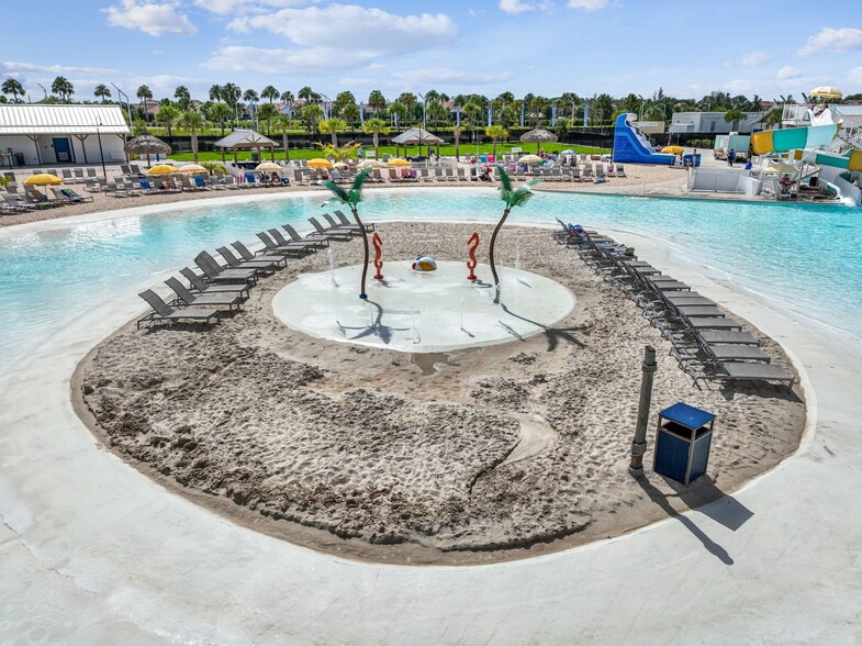 Building Photo - 17053 Oval Rum Dr