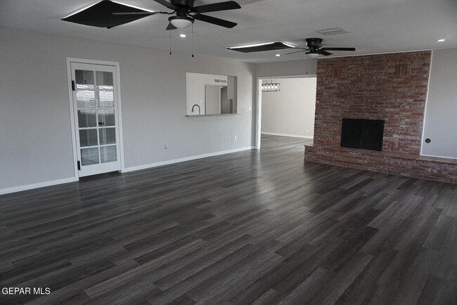 Building Photo - 3311 Drumond Rd