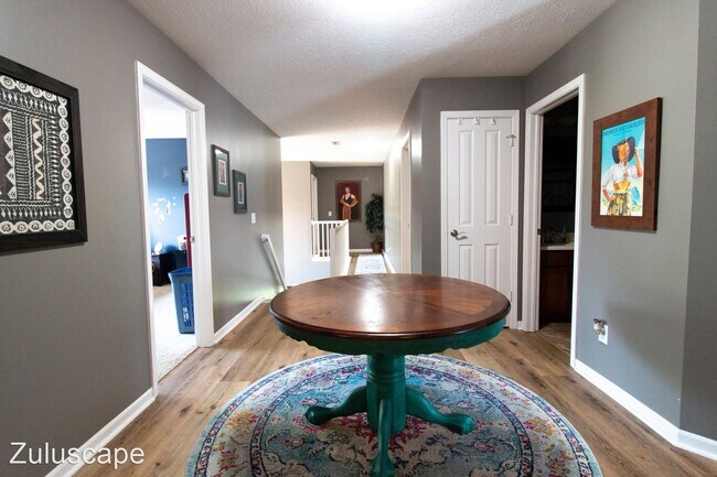 Building Photo - 5 br, 3 bath House - 12952 Ambergate Drive