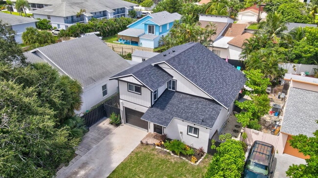 Building Photo - 2541 Southridge Rd