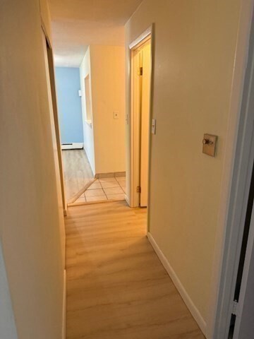 Building Photo - 32 Whites Ave