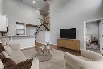 Building Photo - 2304 S Lakeline Blvd