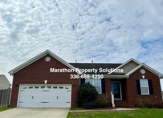 Primary Photo - 434 Fernway Dr
