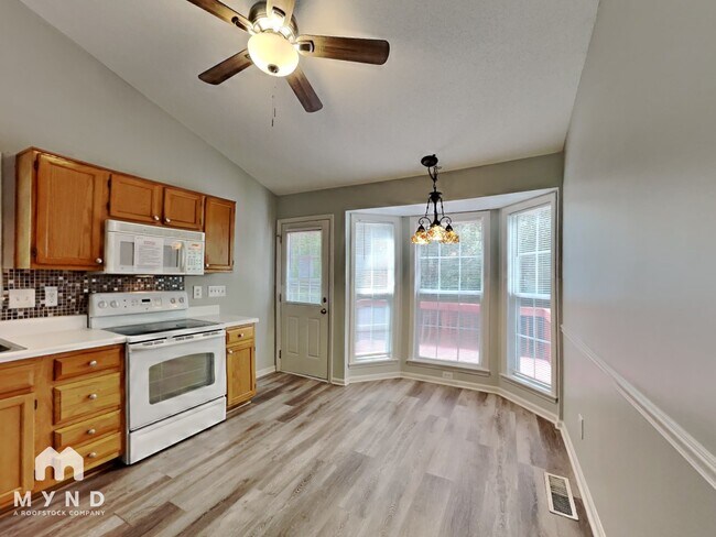 Building Photo - 2109 Ruddy Rd