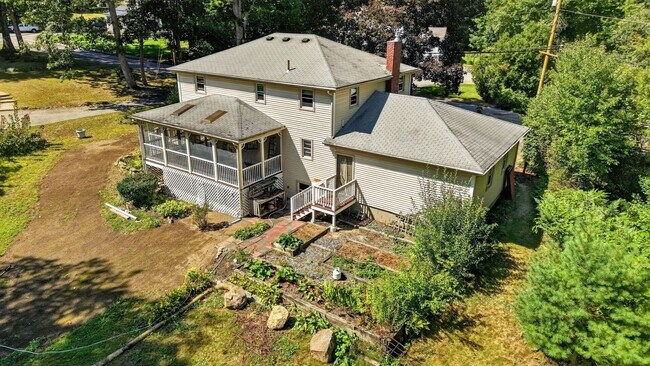 Building Photo - 375 Kendall Rd