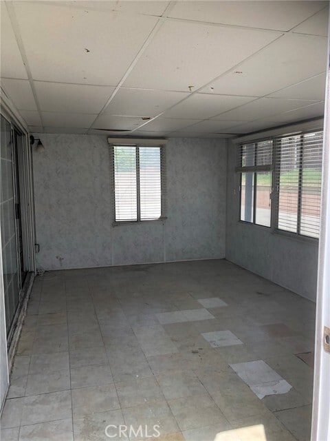 Building Photo - 8552 La Vine St