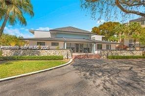 Building Photo - 7775 SW 86th St