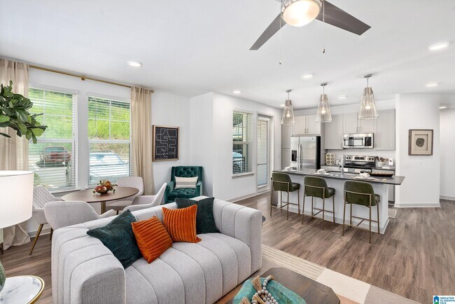 Building Photo - 3090 US-280