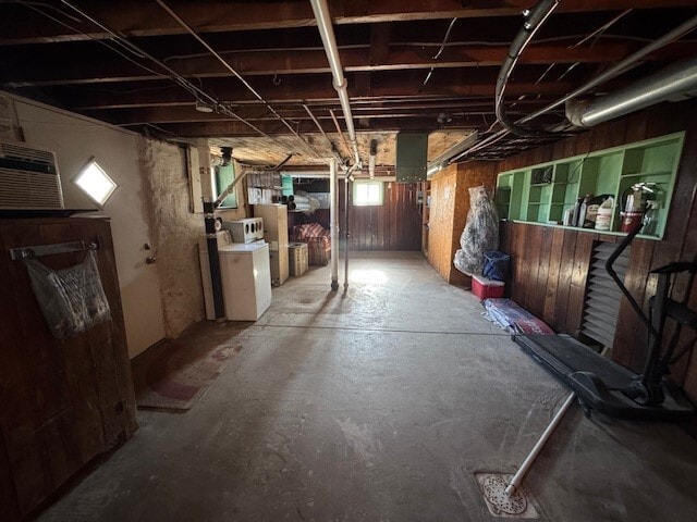 Building Photo - 9012 Eden Ave