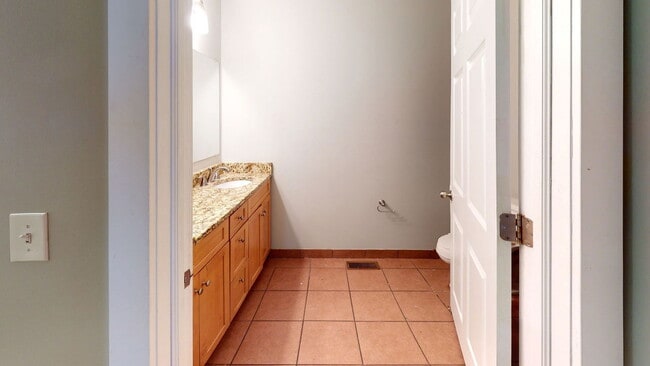 Building Photo - 22 Chittenden Ave