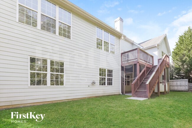 Building Photo - 6231 Cove Creek Dr