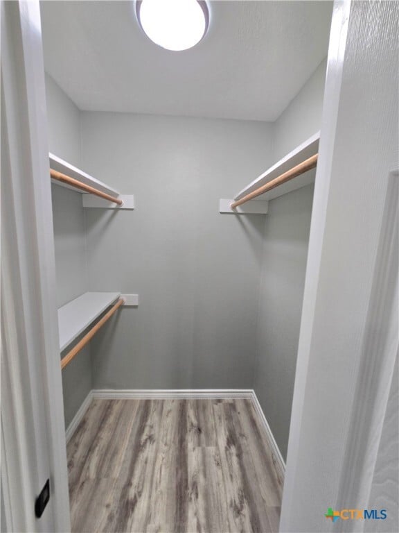 Building Photo - 1204 Amthor Ave