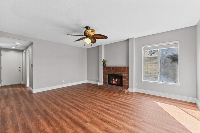 Building Photo - 509 Pacesetter St