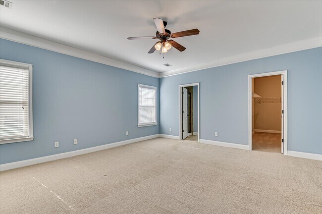 Building Photo - 406 Saterlee Ct