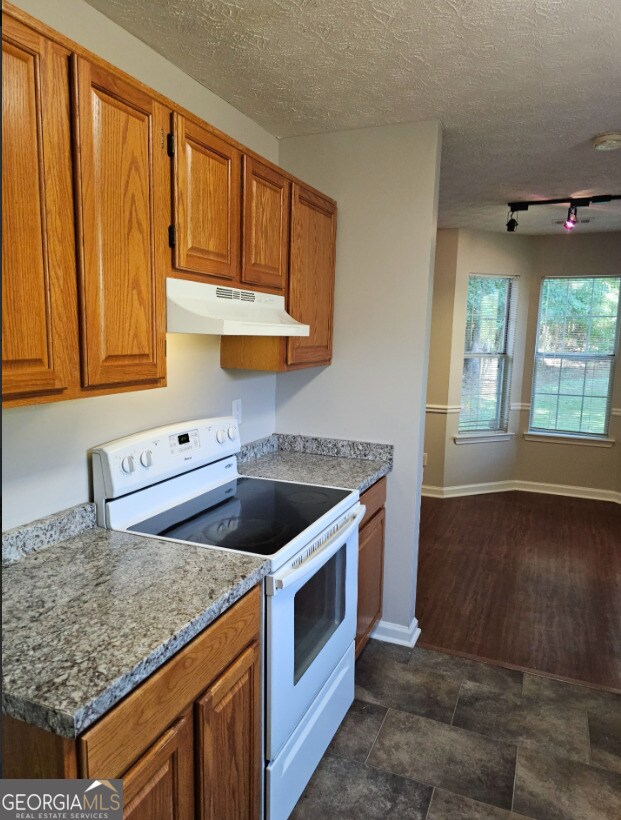 Building Photo - 12205 Cypress Way