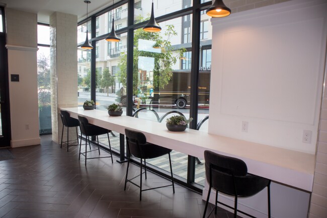 Building Photo - 3578 Rambla Pl