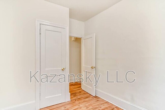 Building Photo - 4515 N Marvine St