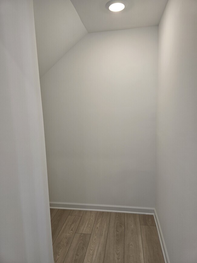 Building Photo - 1816 Pheasant Trce Cir