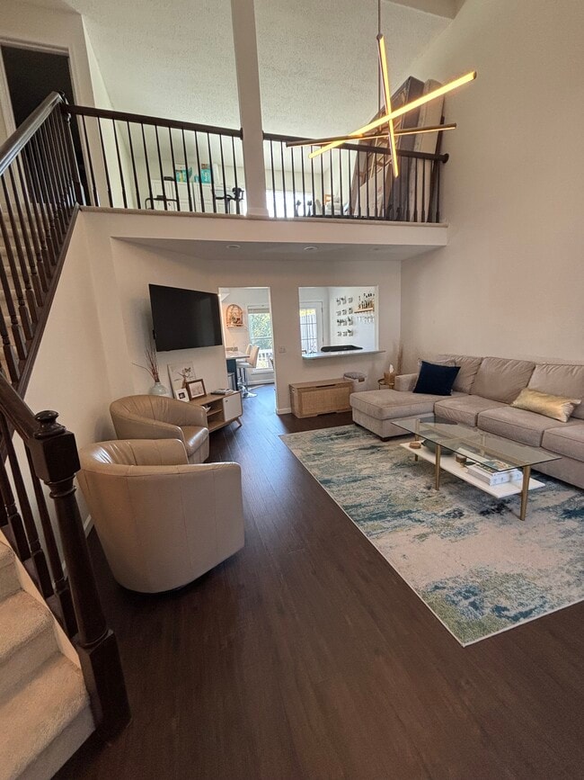 Building Photo - 713 Bent Tree Dr