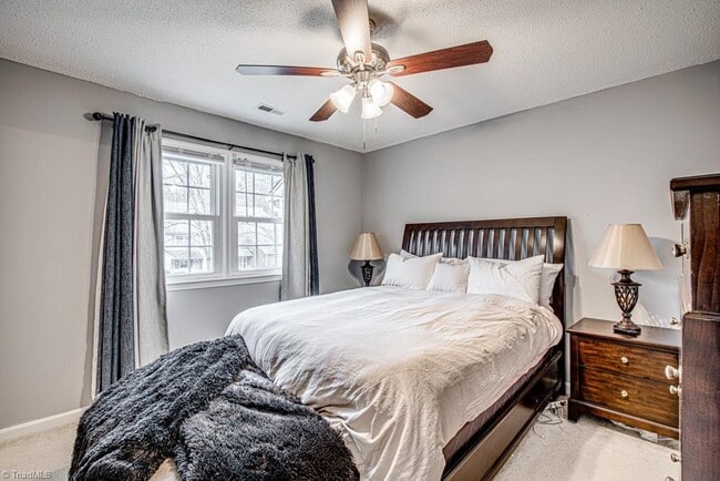 Primary Bedroom - 2672 Windy Xing