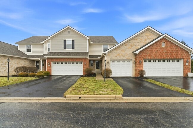 Building Photo - 986 Shaula Dr