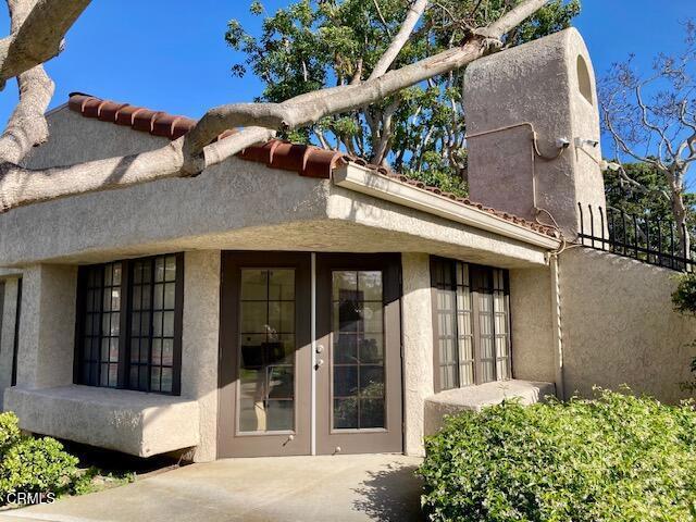 Building Photo - 410 Las Palomas Dr