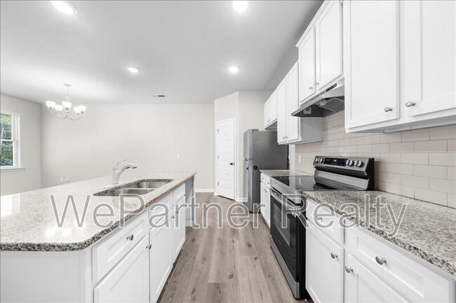 Building Photo - 200 Vickery Ln