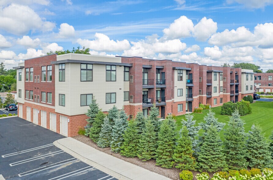 42 West 18248 W 12 Mile Rd Southfield MI 48076 Apartment Finder