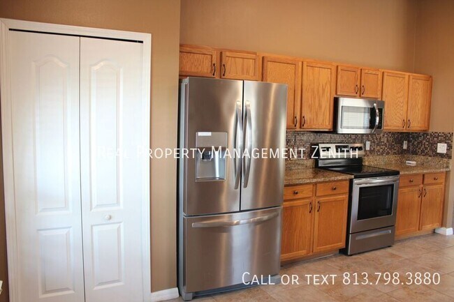 Building Photo - 7302 Parkersburg Dr