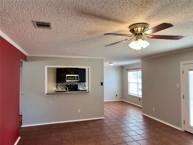 Building Photo - 3640 Bass Loop