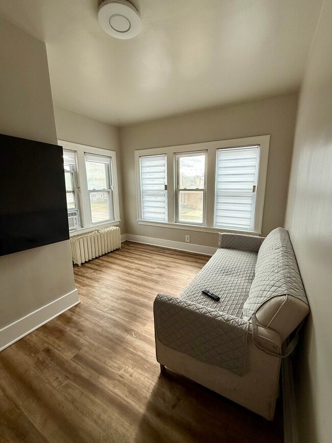 Building Photo - 943 W Galena Blvd