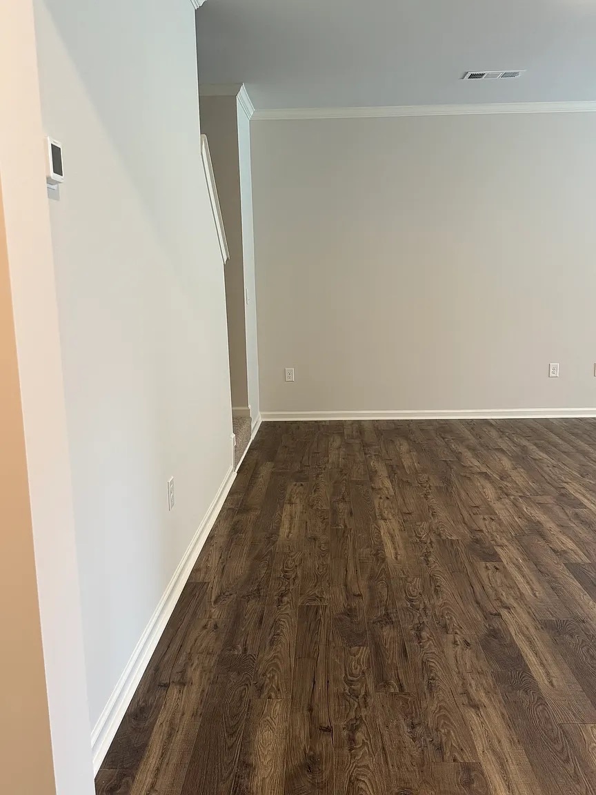 Building Photo - Room in Townhome on Greyton Dr