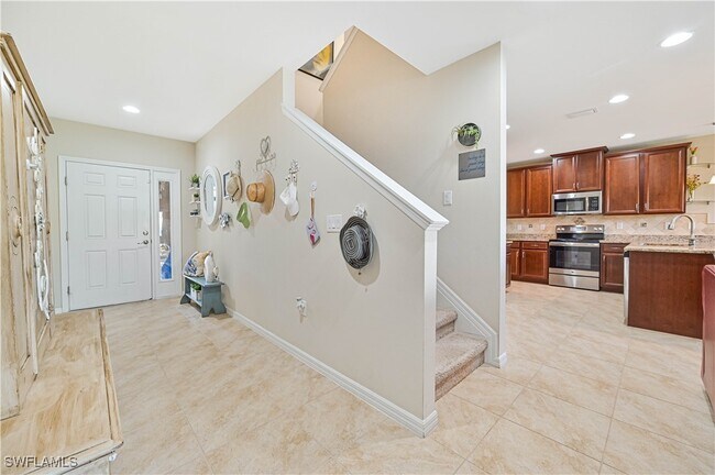 Building Photo - 3889 Tilbor Circle